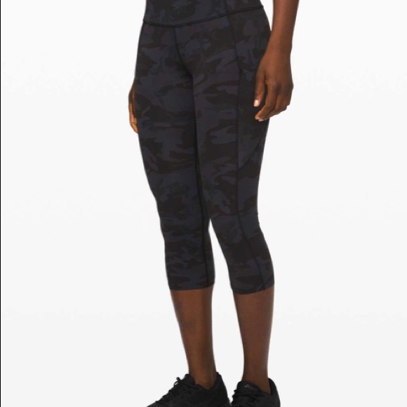 NWOT Lululemon Fast and Free Crop II 19" *Non-Refl - Picture 6 of 6